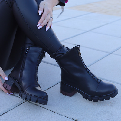 Skórzane botki czarne z zamkiem z przodu Filippo