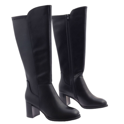 Kozaki skórzane czarne na słupku z zamkiem