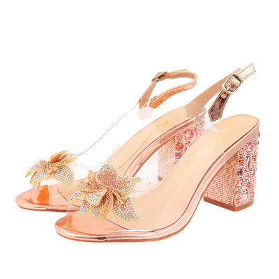 Sandały transparentne z kwiatkiem w cyrkonie różowe D&A