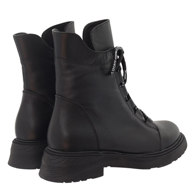 Чорні шкіряні ботильйони Artiker