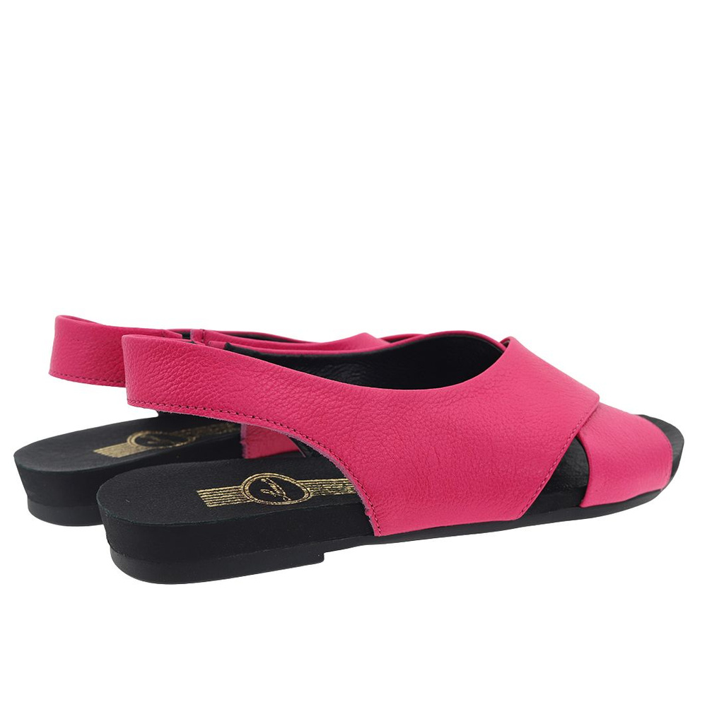 Skórzane sandały fuksja na płaskiej podeszwie Lemar