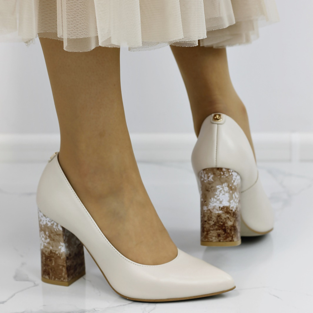 Skórzane czółenka damskie na obcasie Arka