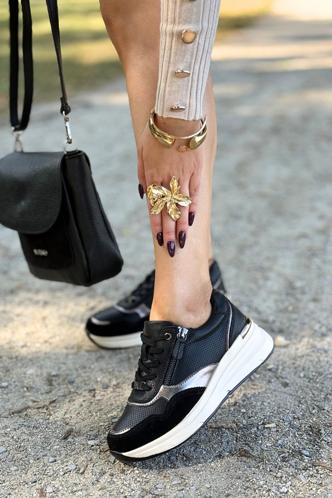Skórzane sneakersy czarne na koturnie Filippo