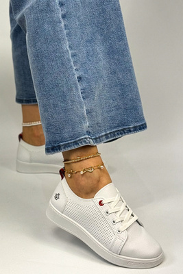 Białe damskie półbuty sportowe perforowane na platformie