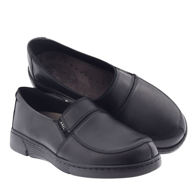 Чорні шкіряні туфлі на низькій танкетці Аксель