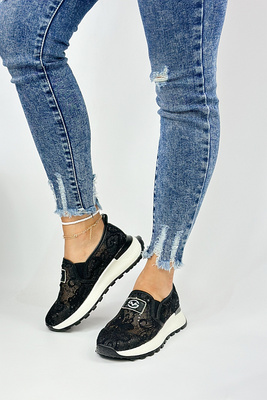 Skórzane półbuty czarne przewiewne na platformie 