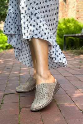 Золоті жіночі шльопанці Potocki