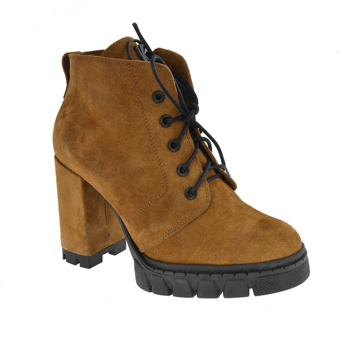 Жіночі шкіряні ботильйони на високих підборах