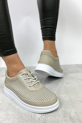 Skórzane półbuty na platformie beżowe