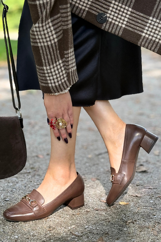 Cognac rustic Вишукані шкіряні мокасини на плоскій підошві