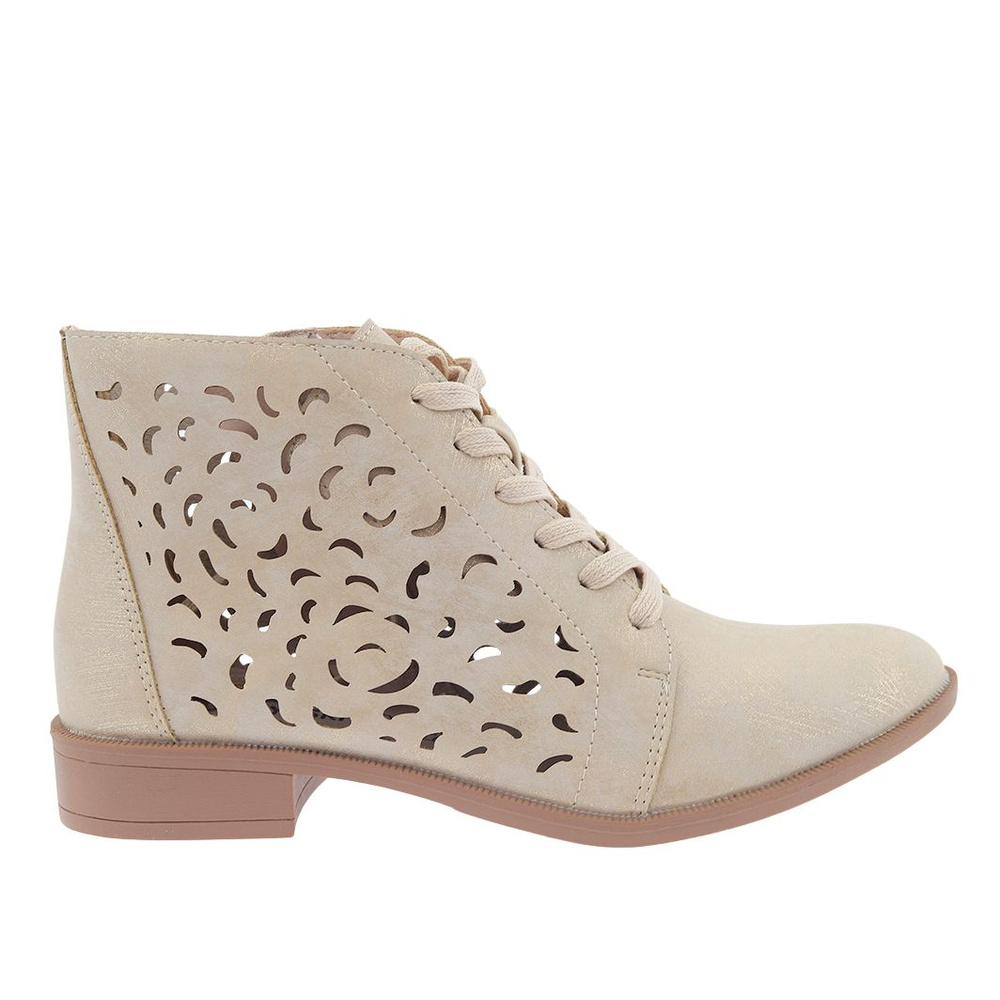 Złote botki ażurowe sznurowane z zamkiem