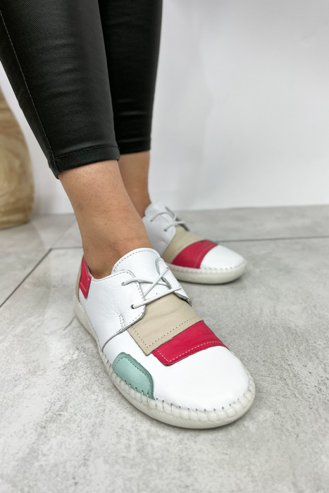 Stylowe skórzane półbuty białe w łatki sznurowane