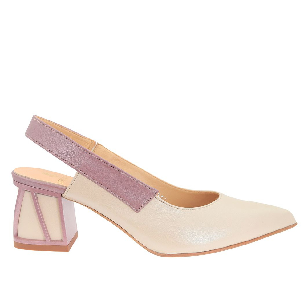 Czółenka skórzane ecru na ozdobnym klocku Kordel