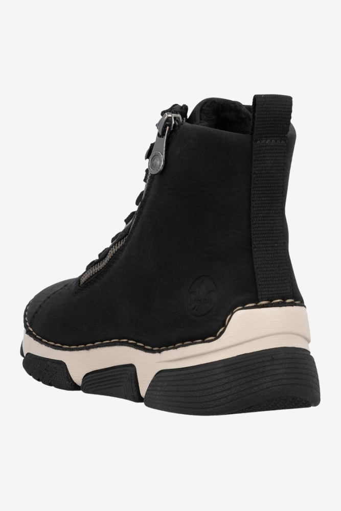 Trzewiki damskie sznurowane i ocieplane czarne 