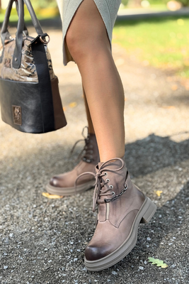 Skórzane trapery brązowe ocieplane praktyczne i wygodne