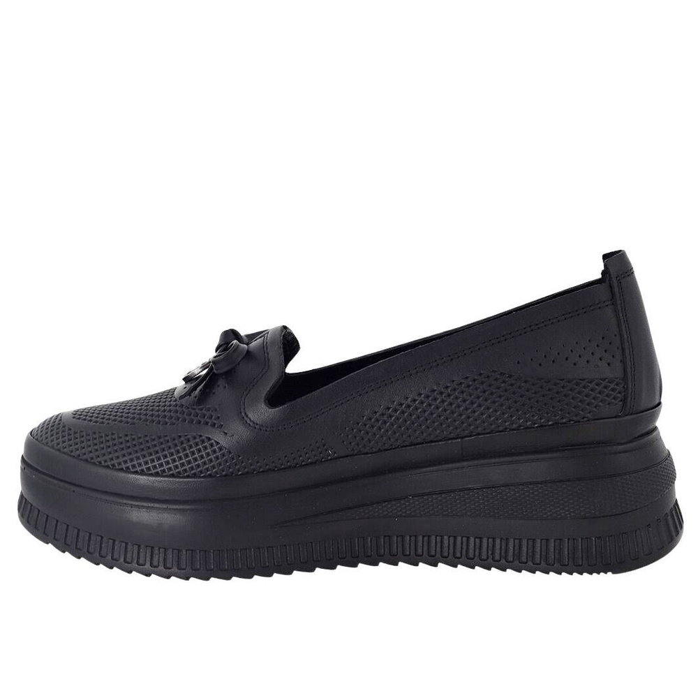 Skórzane półbuty w kolorze czarnym na koturnie Ravini