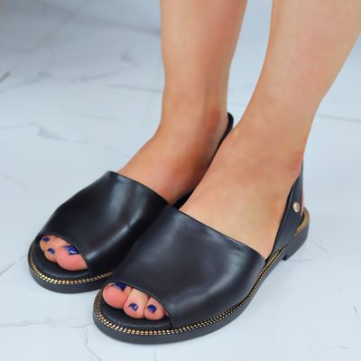 Sandały z zabudowaną cholewką czarne Lemar