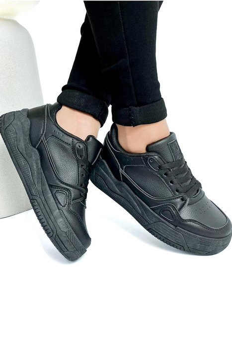 Sneakersy damskie czarne na grubej podeszwie sznurowane