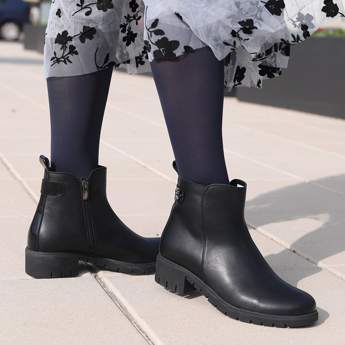 Чорні шкіряні черевики Bioeco Arka