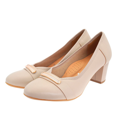 Бежеві шкіряні туфлі на високих підборах Galant
