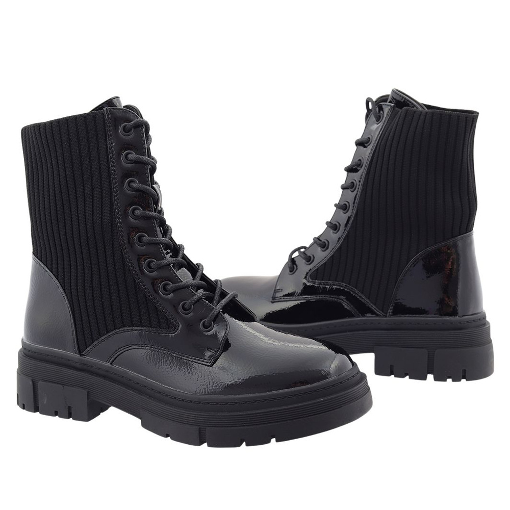 Botki lakierowane ze skarpetkową cholewką czarne