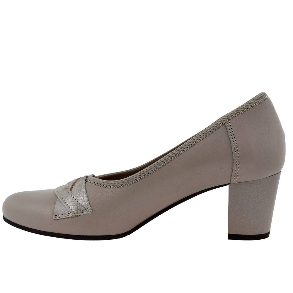 Бежеві шкіряні жіночі туфлі Galant на високих підборах