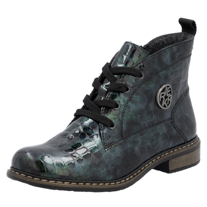 Шкіряні чоботи з мотивом зміїної шкіри на невисокому каблуці