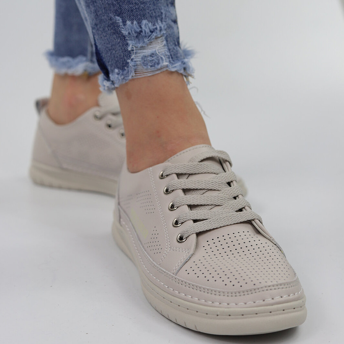 Сірі ажурні кросівки з натуральної шкіри Evento