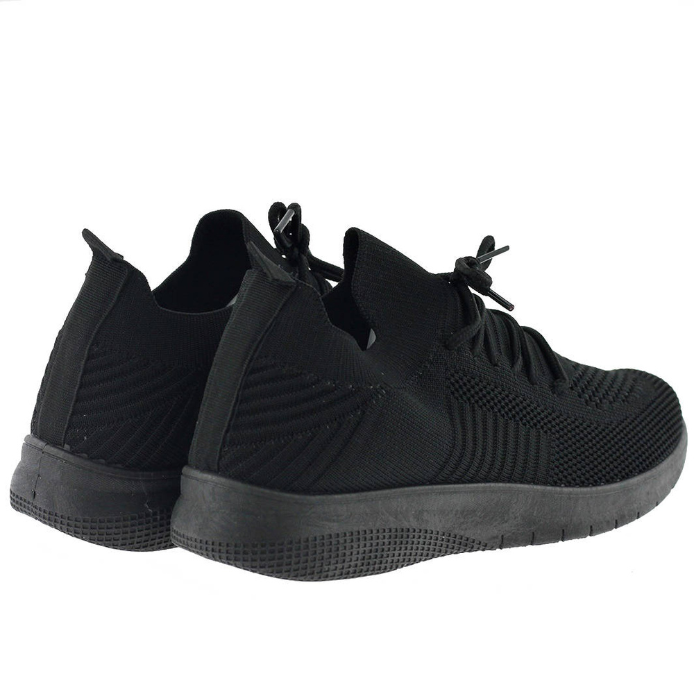 Жіноче чорне спортивне взуття Новинки