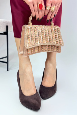 Czółenka damskie zamszowe na ozdobnym słupku brązowe