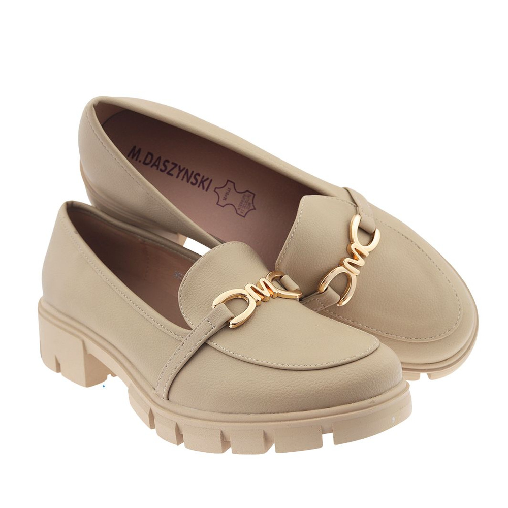 Mokasyny beżowe ze złotą aplikacją M. Daszyński
