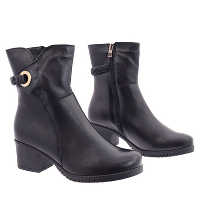 Чорні шкіряні чоботи з польською колодкою