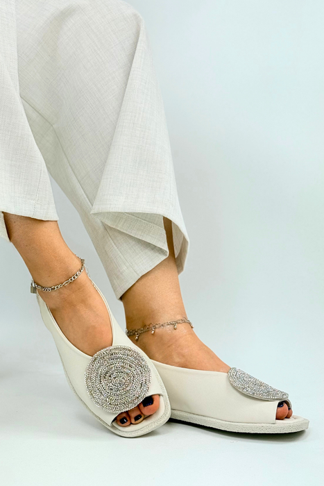 Бежеві босоніжки на танкетці Artiker