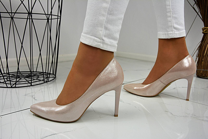 Перламутрові туфлі на підборах Bravo Moda 1373