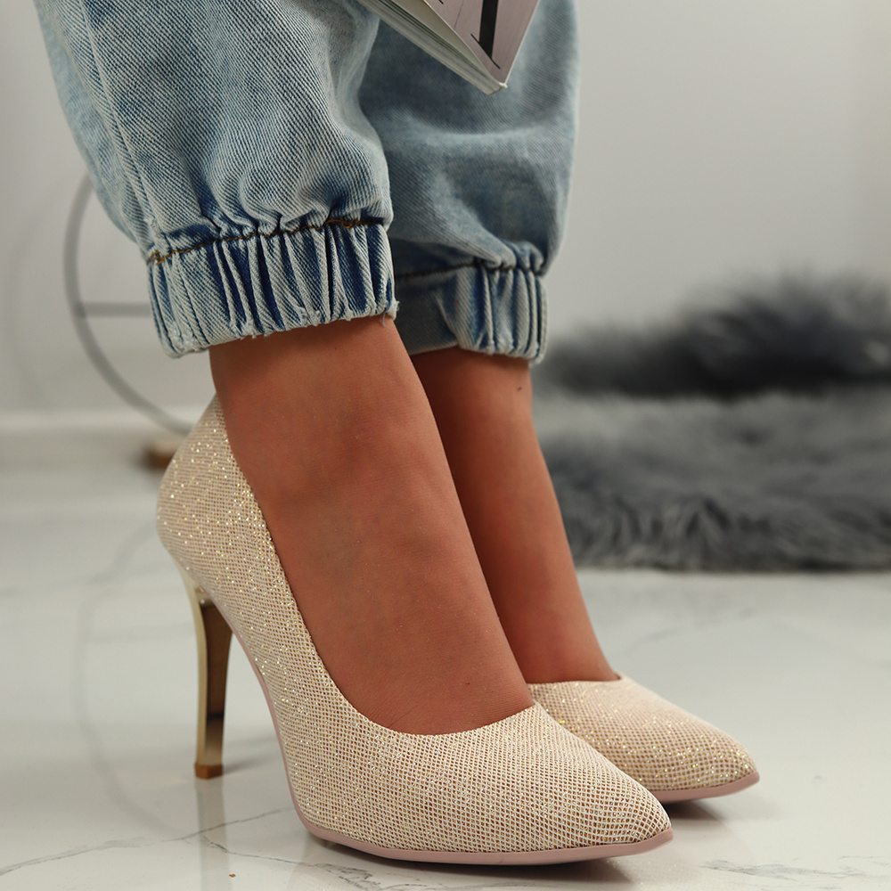 Золоті туфлі на шпильці з блискітками Dantex