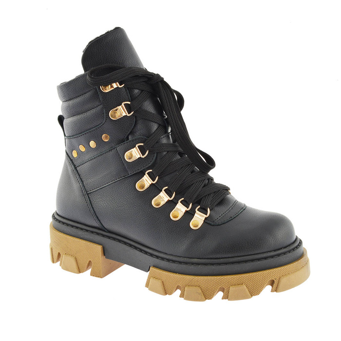 Чорні жіночі шкіряні чоботи