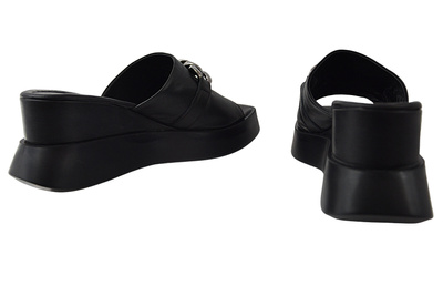 Klapki Loretta Vitale 1008-40 czarne