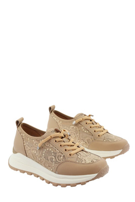 Beżowe półbuty damskie przewiewne z ekoskóry