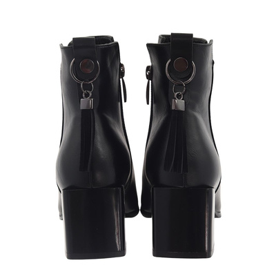 Чорні ботильйони з колодкою Потоцького