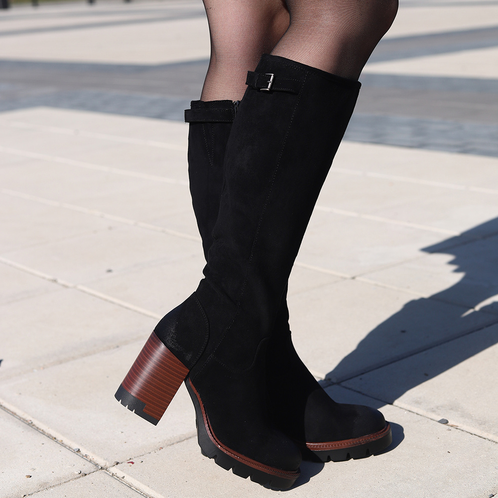 Kozaki zamszowe czarne na słupku Vinceza