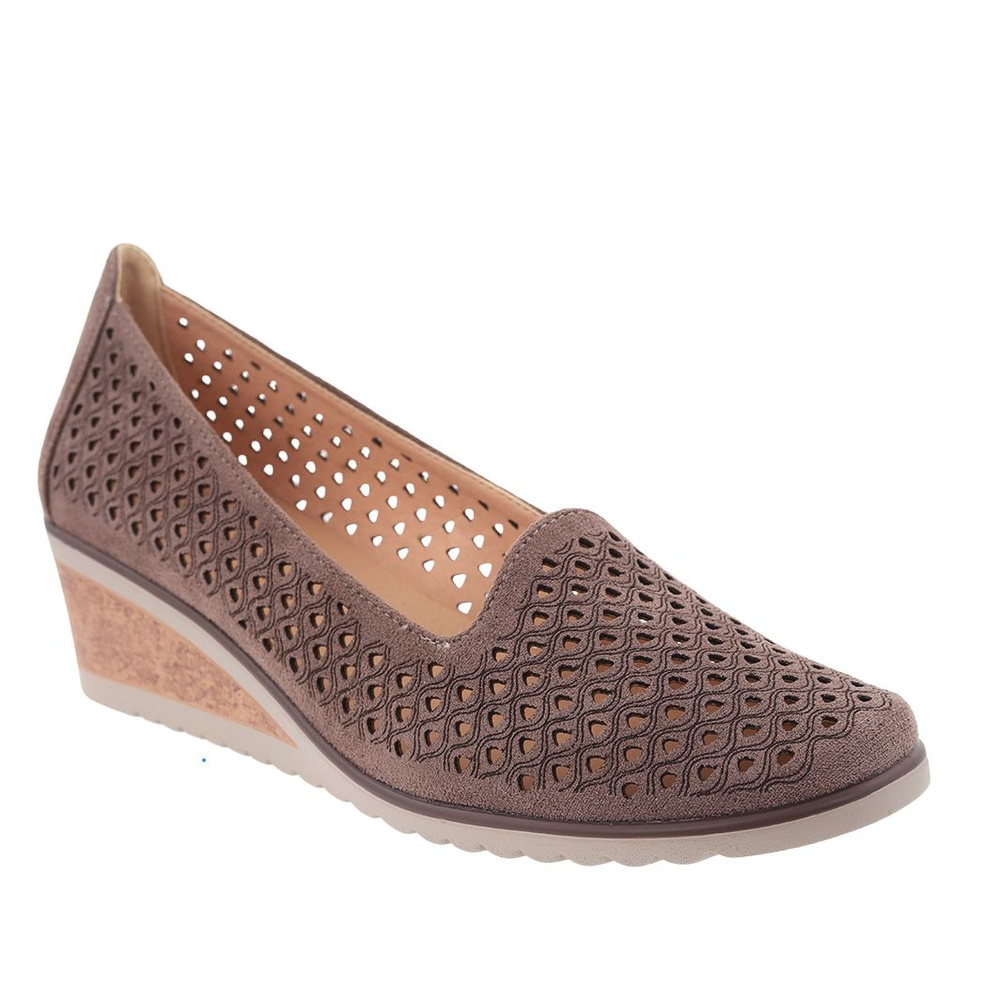 Czółenka zamszowe ażurowe khaki na koturnie Potocki