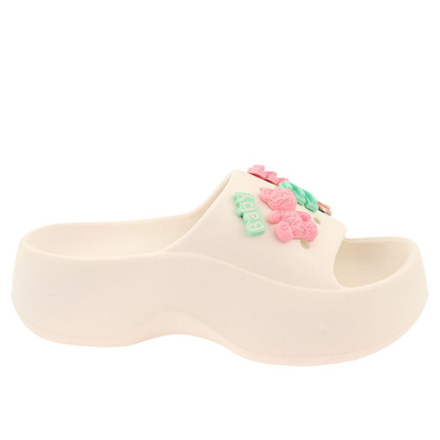 Klapki damskie literki białe