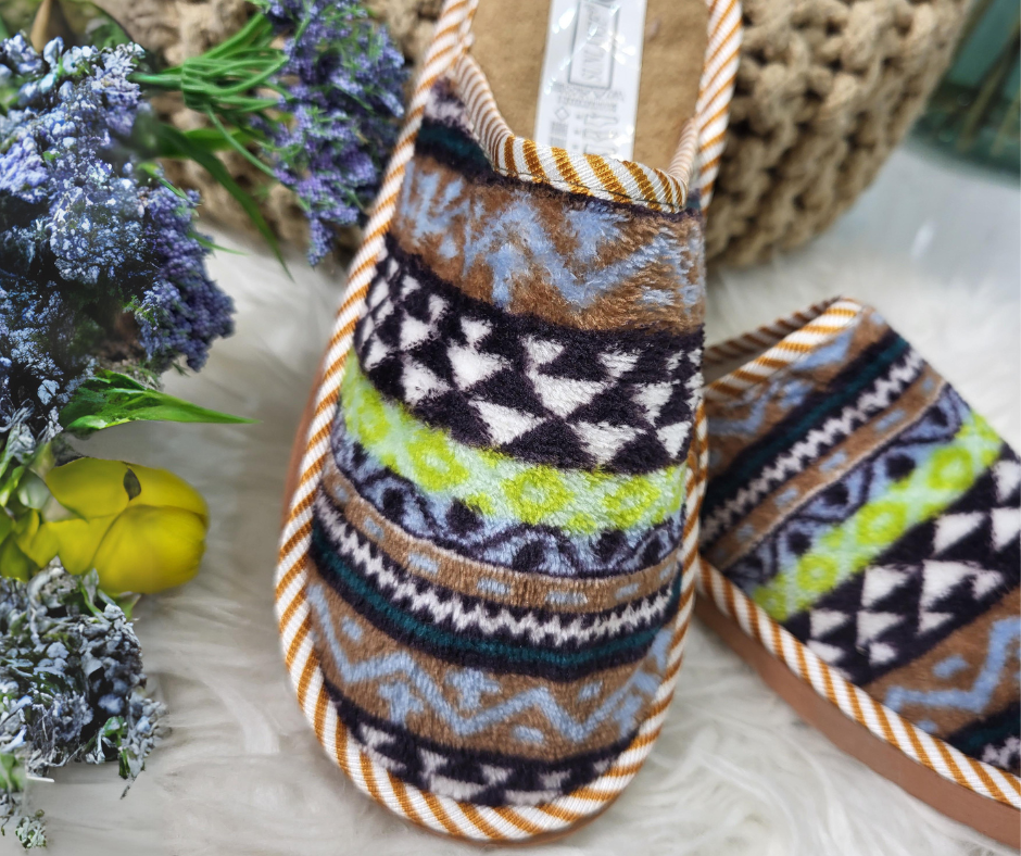 Домашні тапочки жіночі коричневі