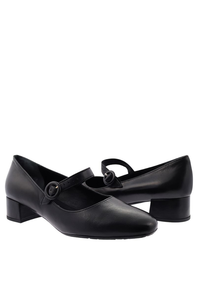 Czarne skórzane czółenka z regulowaną klamerką na klocku