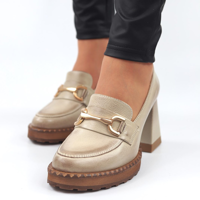 Бежеві шкіряні туфлі на високому каблуці Exquisite