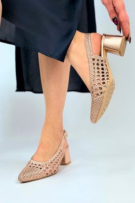 Жіночі золоті шкіряні човники на низькому каблуці