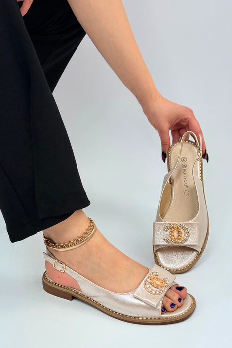 Złote sandały z ozdobą płaskie