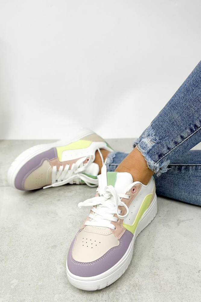 Kolorowe sneakersy damskie sznurowane
