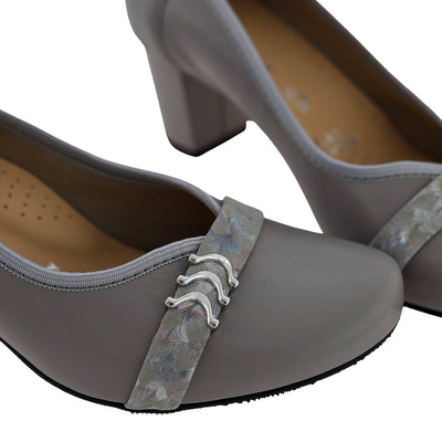 Damskie czółenka w kolorze popiel na obcasie Galant 