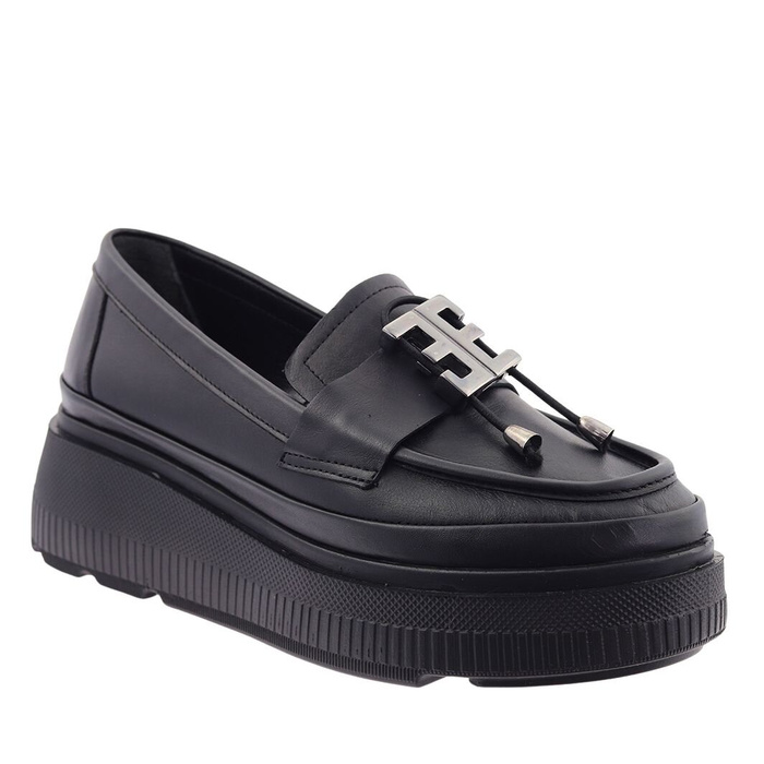 Жіночі чорні шкіряні мокасини з декором Boccato зверху